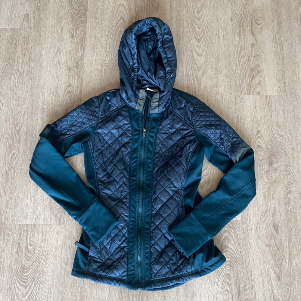 Athleta jacket size small